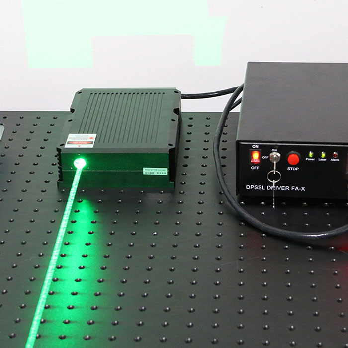 530nm±2nm 9.5W green laser system قوة عالية laser source